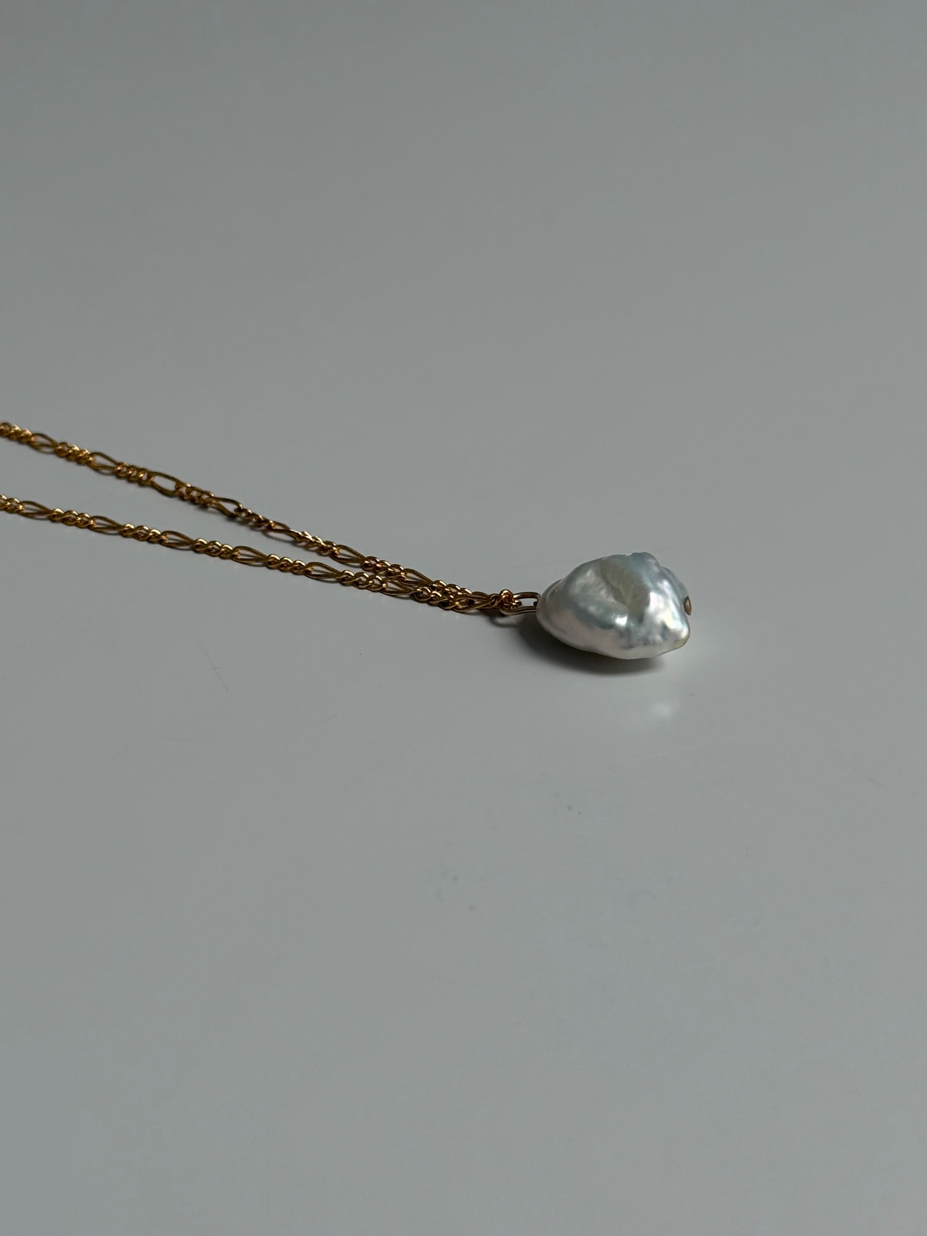 Re-Edition Lila Pearl Pendant Necklace Gold