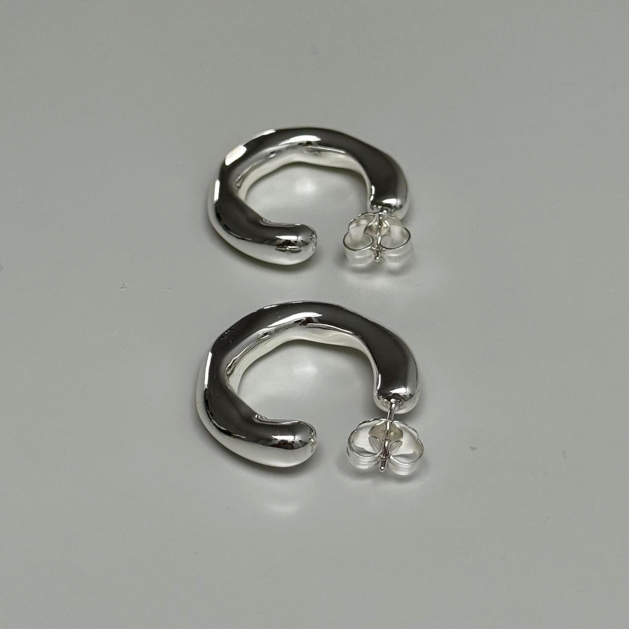 Veeda Hoop Silver
