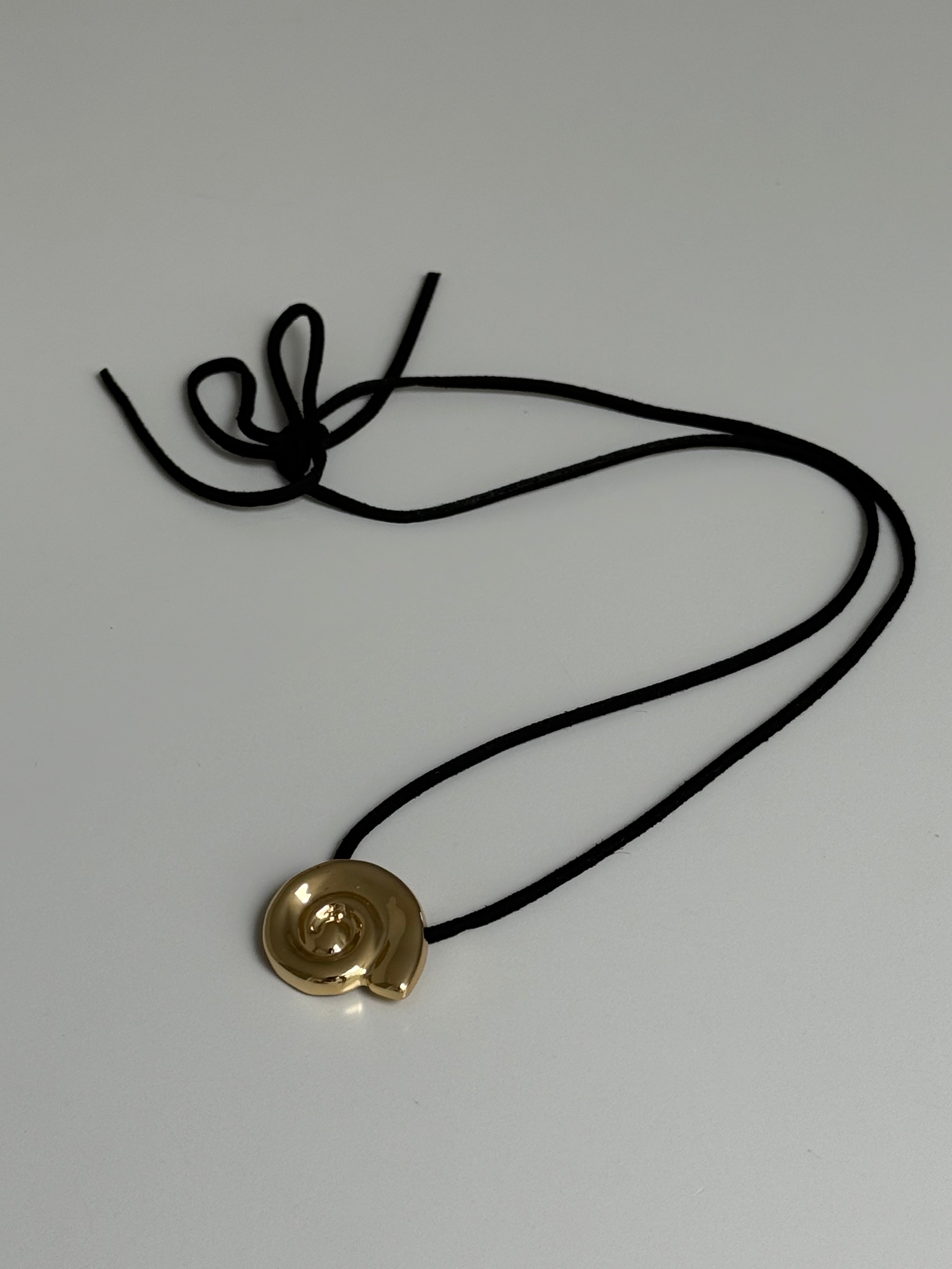 Spiral Pendant Gold