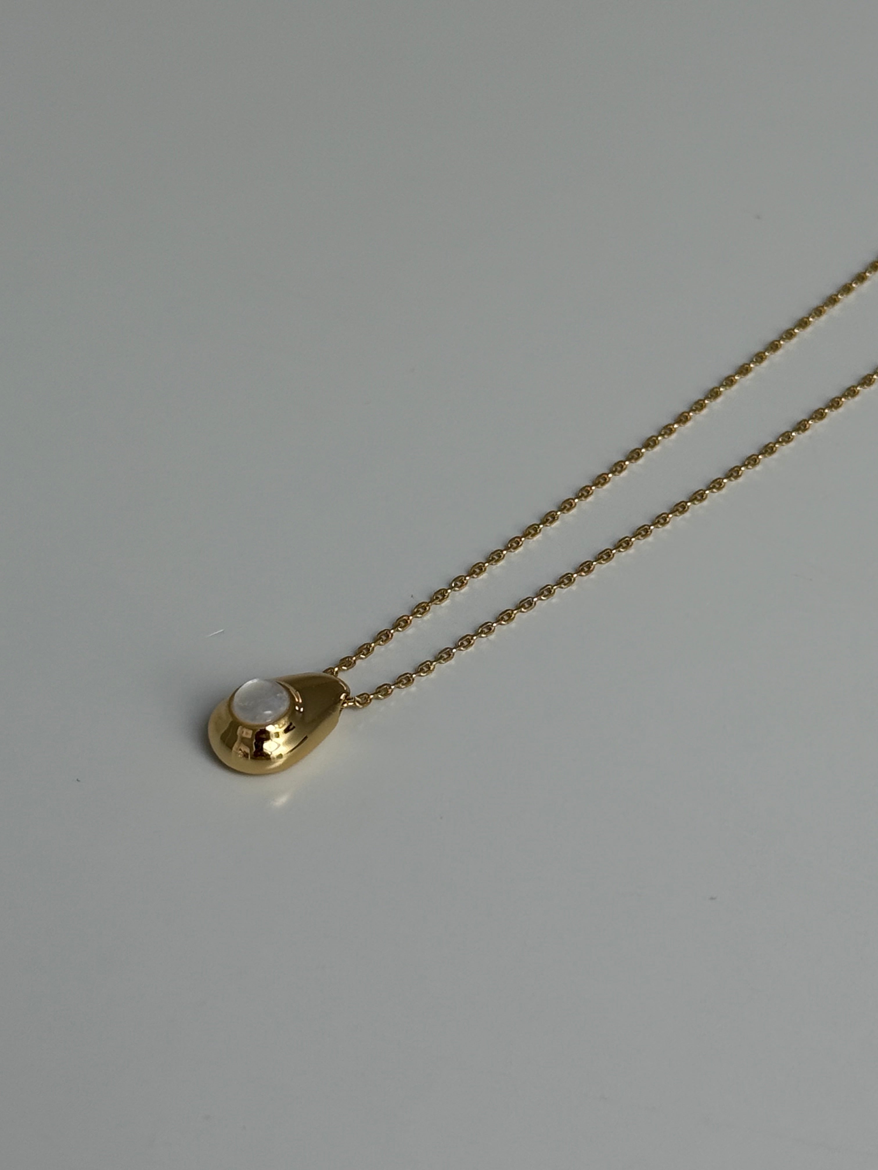 Ada Moonstone Pendant