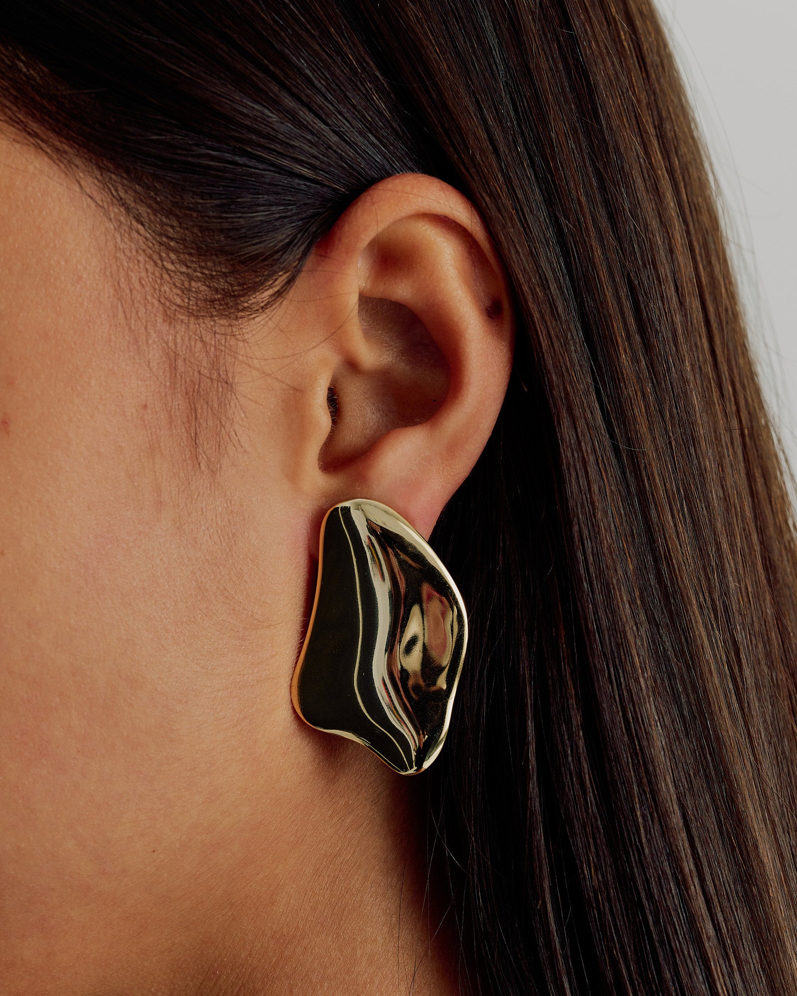 Val Stud Earring Large