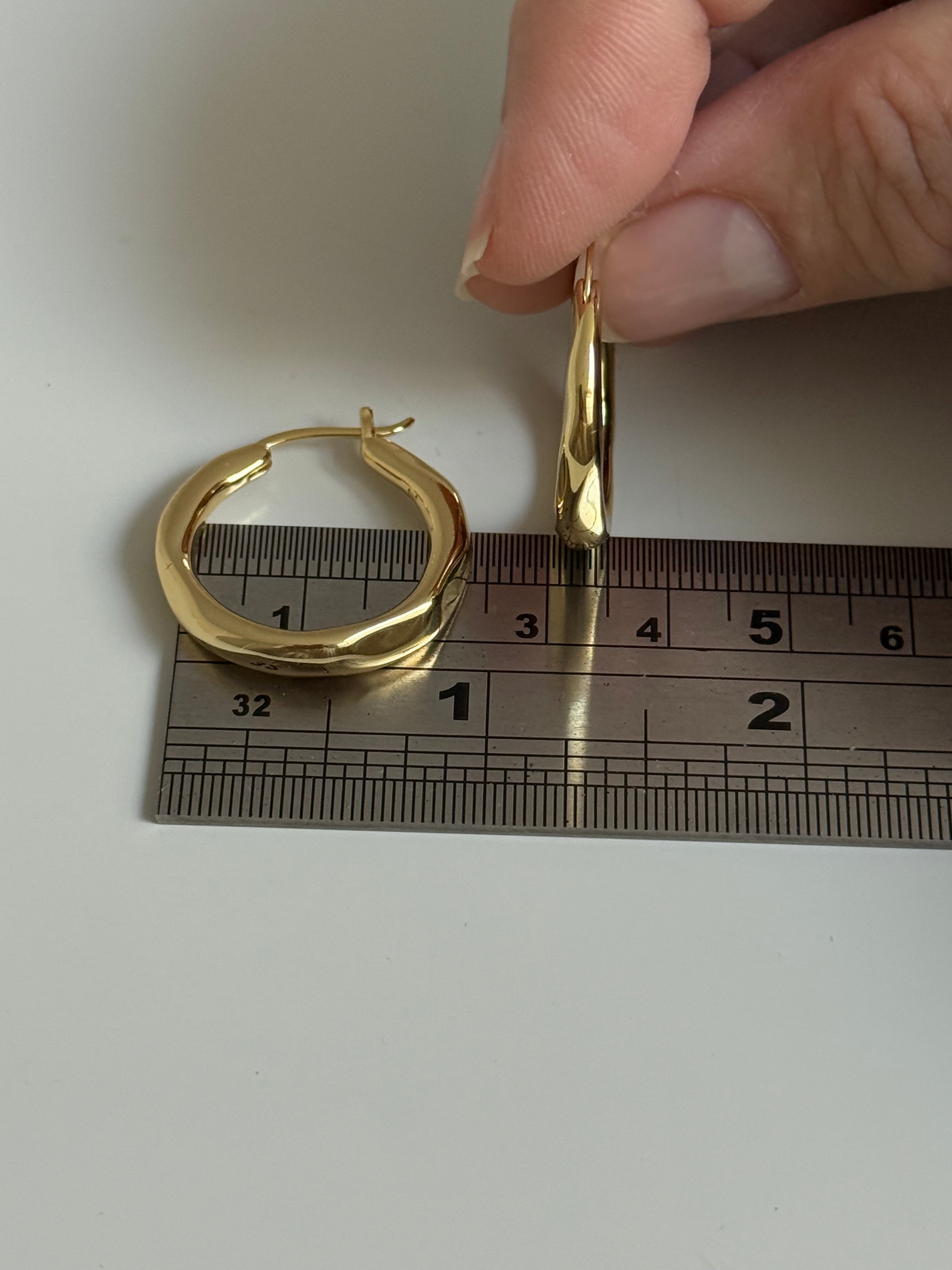 Organica Hoop Earrings Small Gold