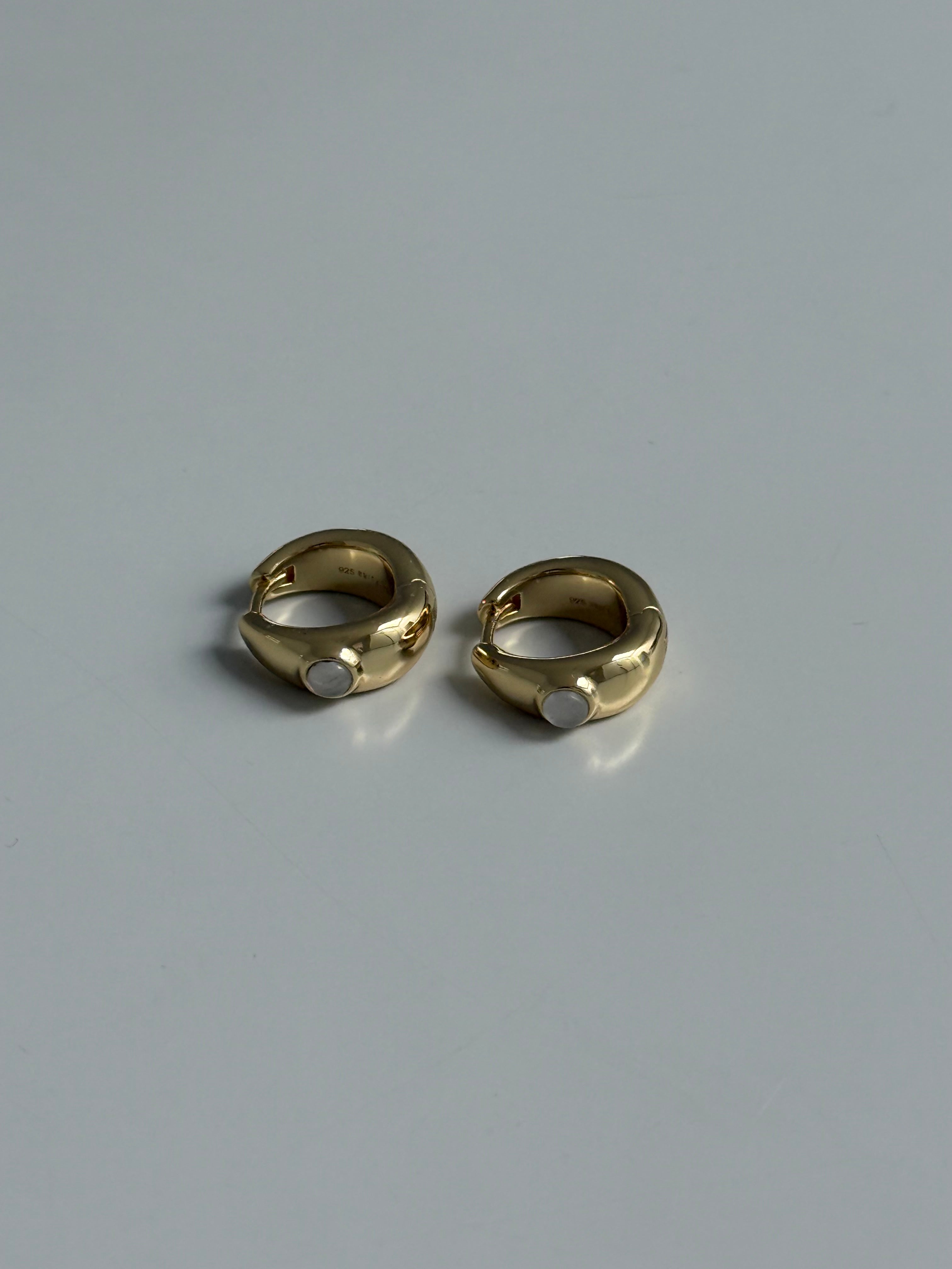Ada Moonstone Sleepers