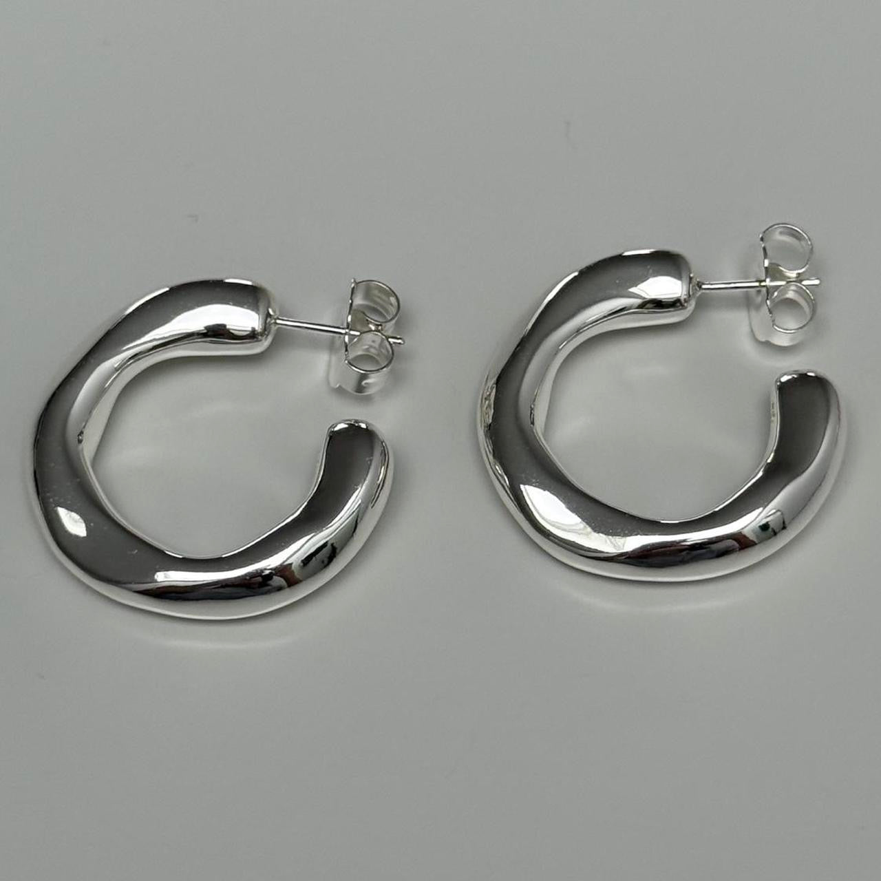 Veeda Hoop Silver