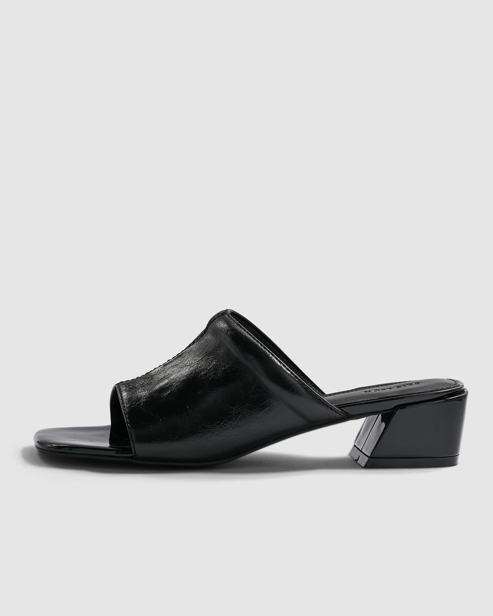 Camille Mule