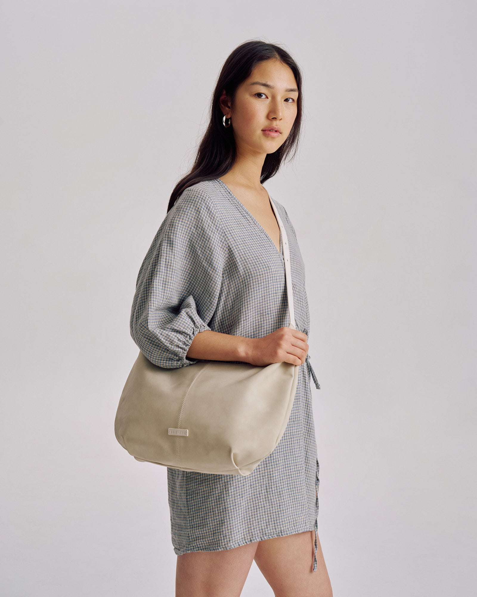 Kaia Messenger Tote