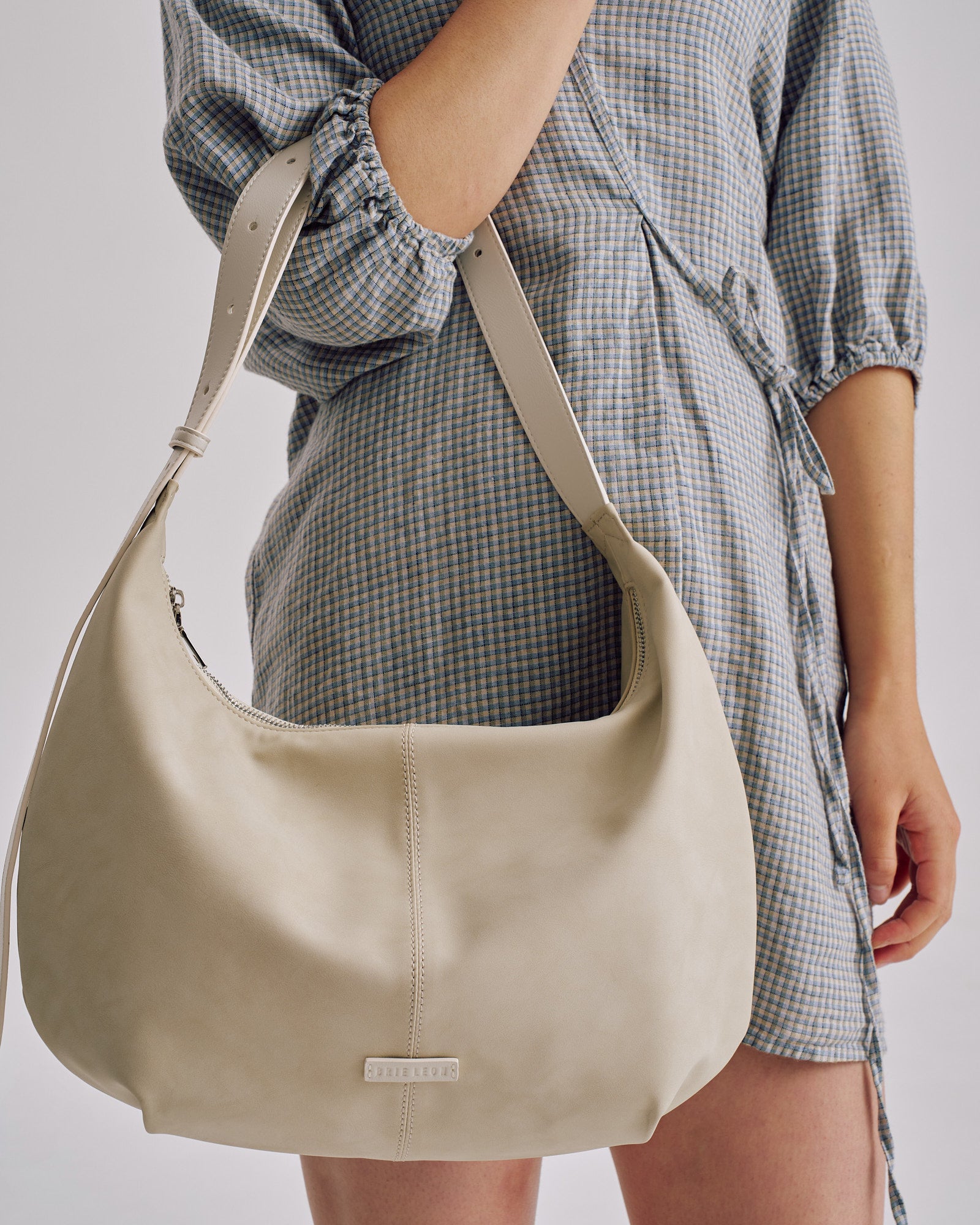 Kaia Messenger Tote