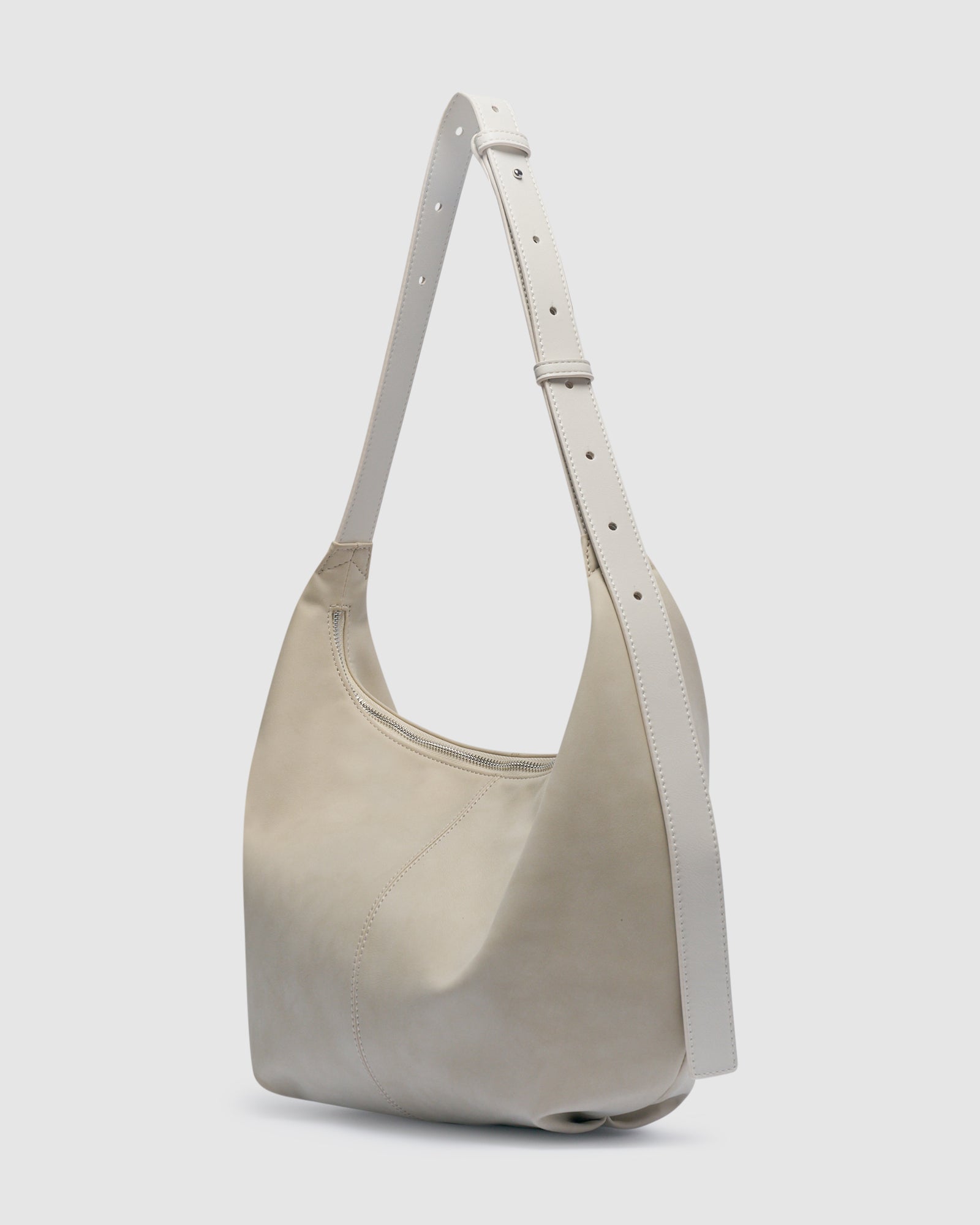 Kaia Messenger Tote