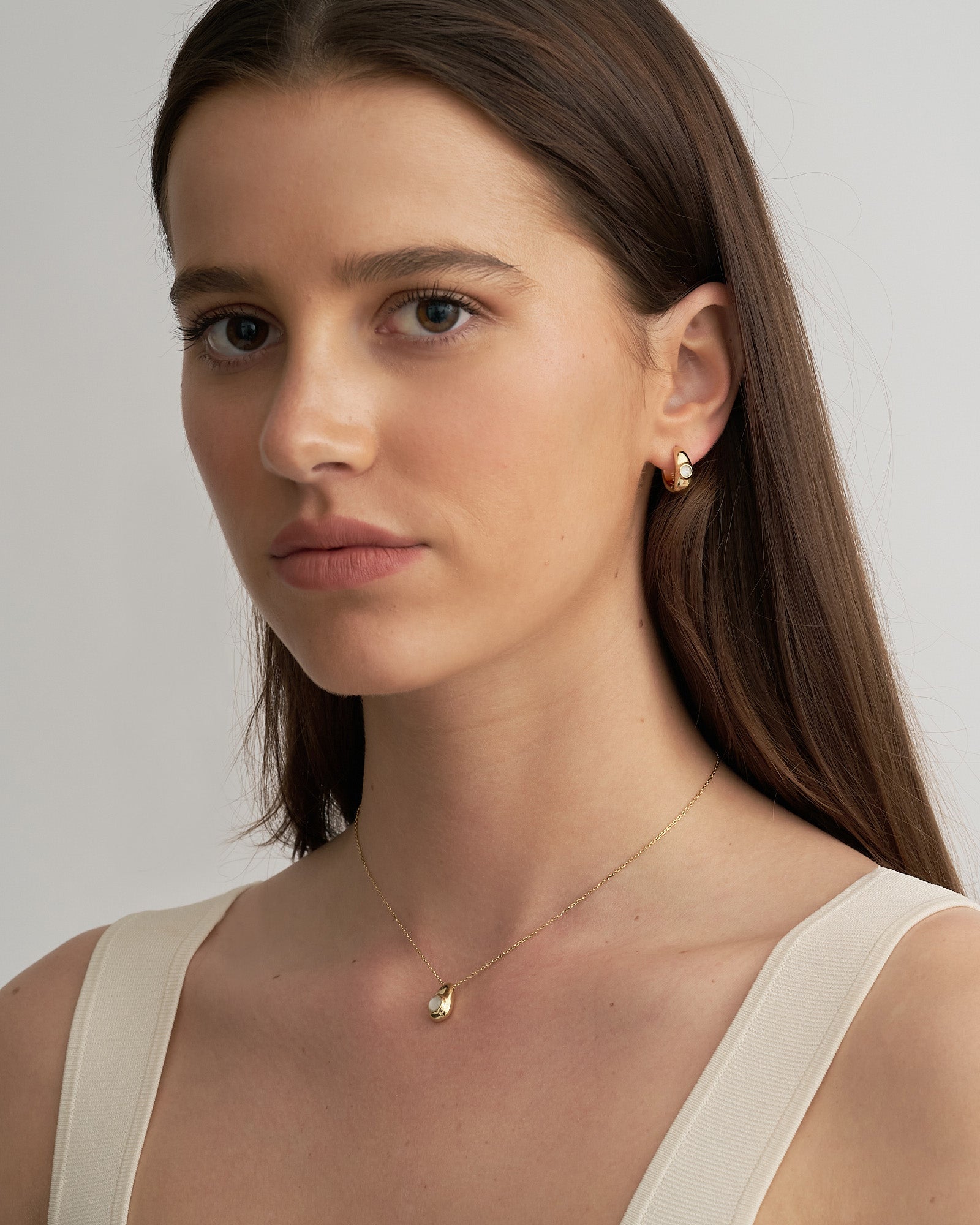 Ada Moonstone Pendant