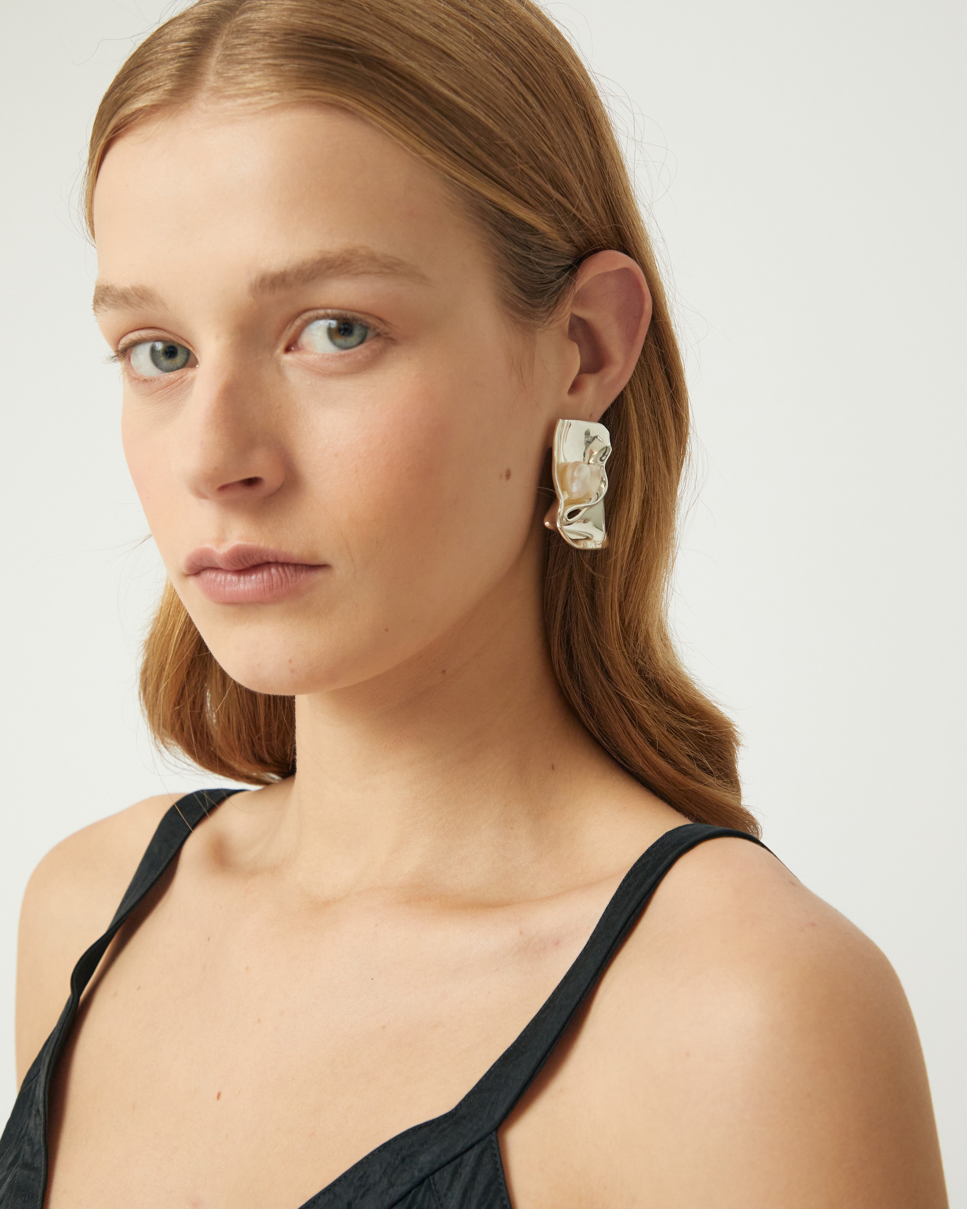 Naia Earrings